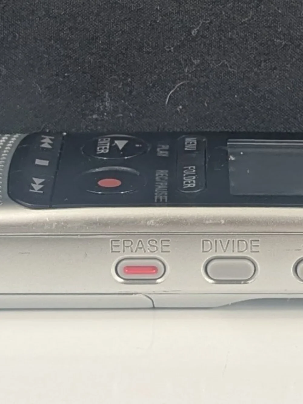 Sony IC Recorder ICD-BX140 4GB Digital Mini Recorder - Tested